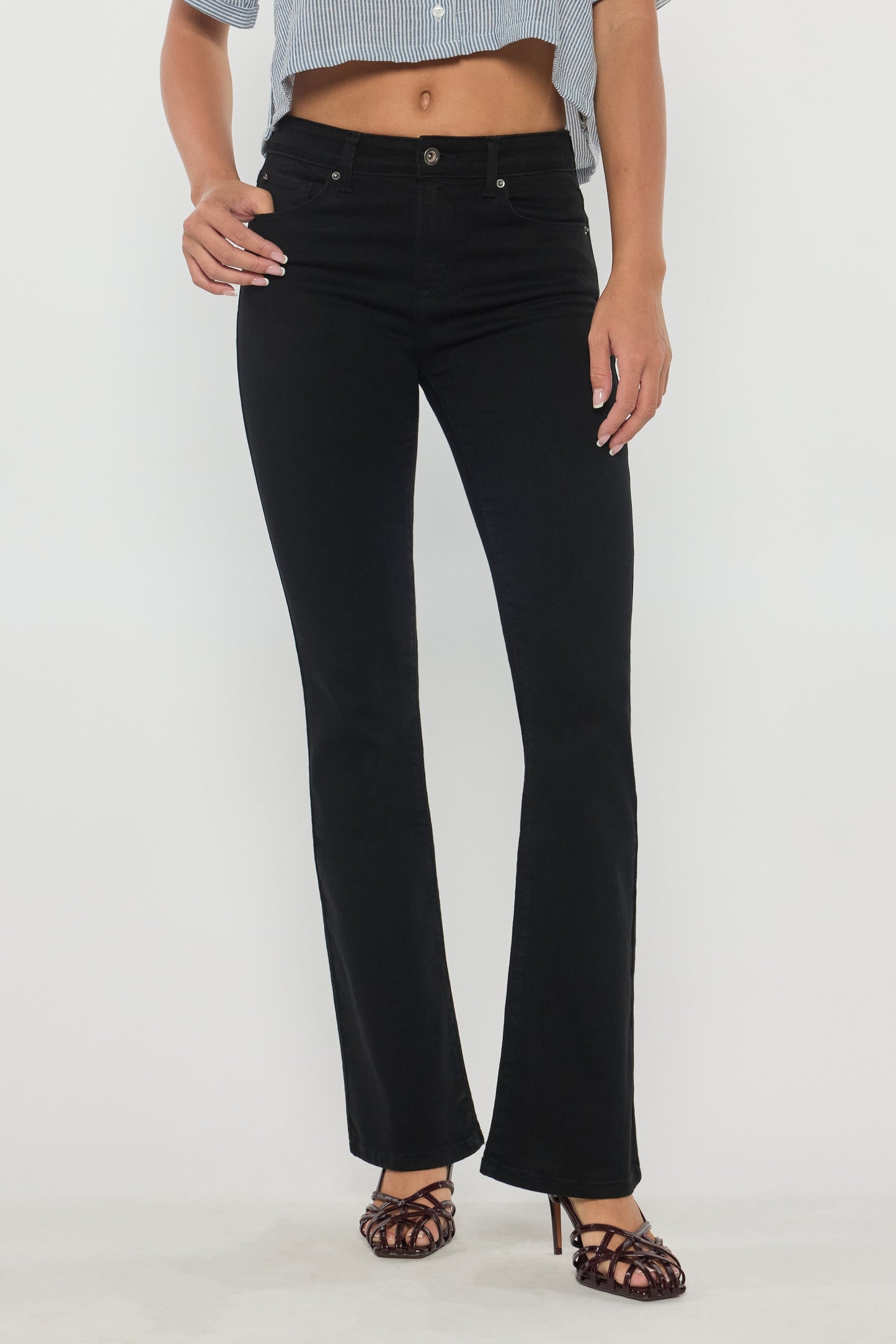 High Rise Classic Bootcut Regular hem.