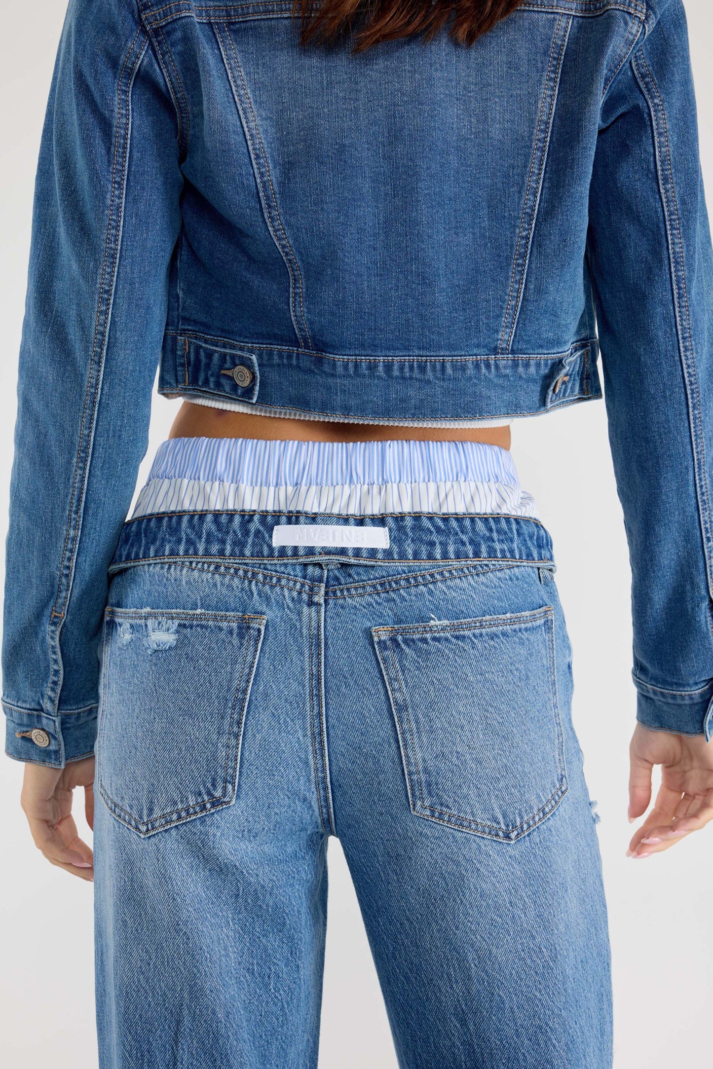Low Waist Relaxed Straight with Tie Wash