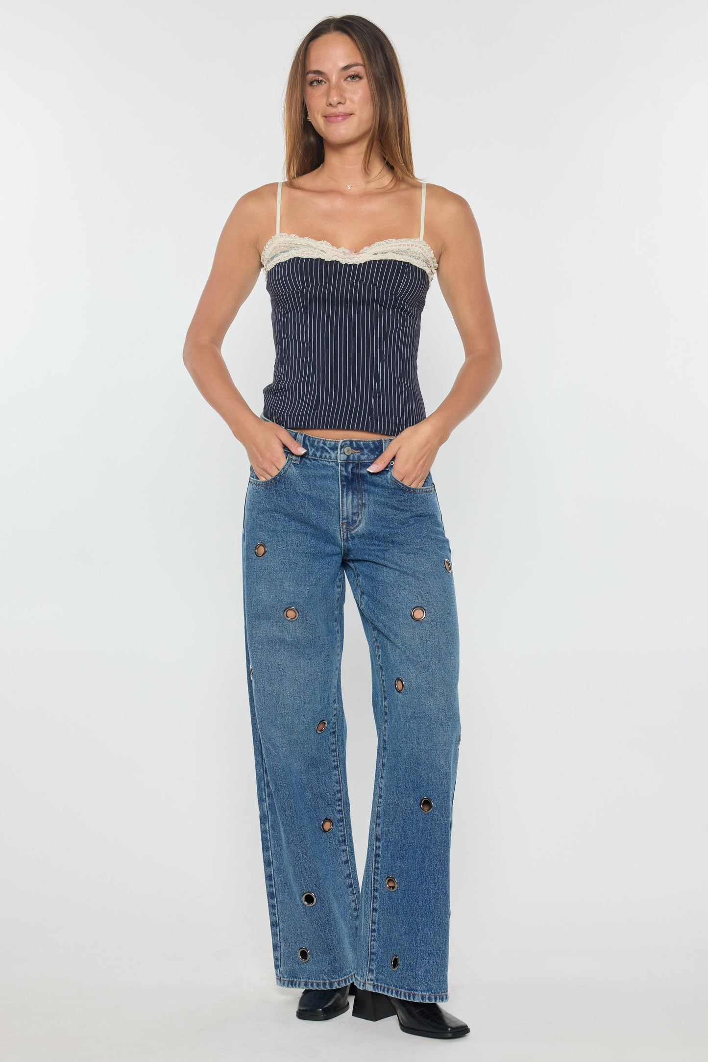 Low Waist Wide Leg with Big Eyelet Detail
